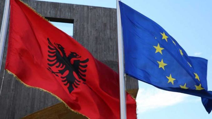 Στον "πάγο" οι συνομιλίες με Αλβανία μετά τη δημοσκοπική εξαέρωση!