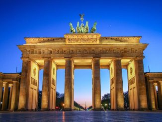 Βερολίνο: Ιστορική ήττα του SPD - Μεγάλη νίκη του CDU