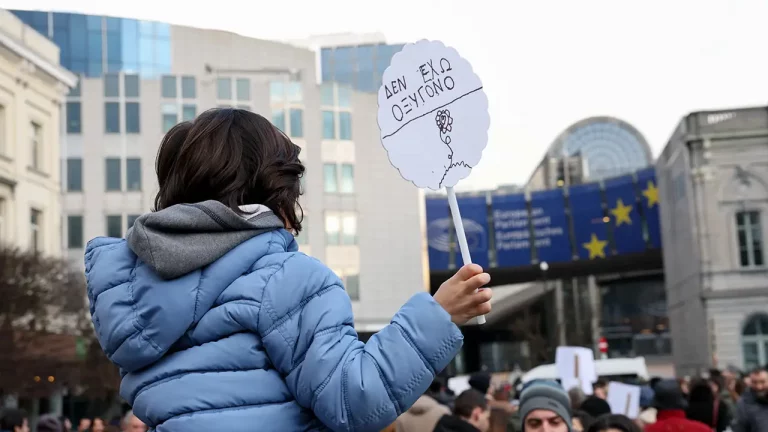 Τρία Χρόνια από τα Τέμπη: Η κοινωνία ζητά Δικαιοσύνη