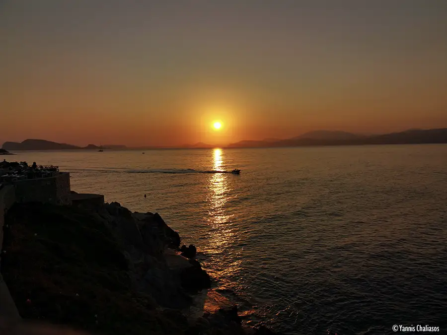 Ύδρα: Το μαγευτικό νησί που ταξιδεύει στο χρόνο