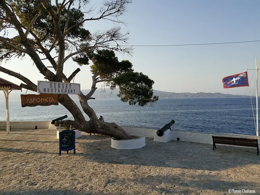 Ύδρα: Το μαγευτικό νησί που ταξιδεύει στο χρόνο