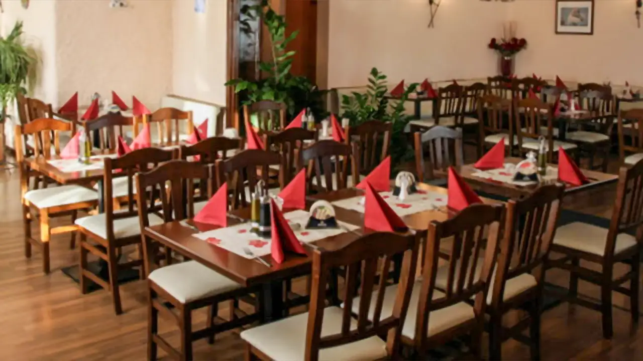 Πρόσκληση της Ελληνικής Κοινότητας Χάαρ