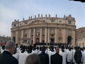 Βαυαρική αντιπροσωπεία στην κηδεία του πρώην Πάπα Βενεδίκτου 16ου στο Βατικανό