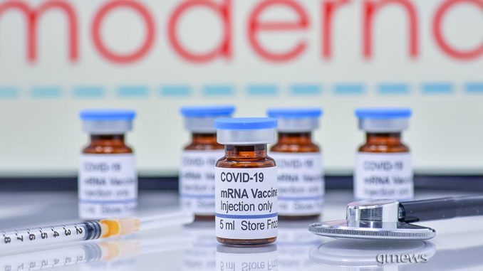 Moderna: Αρχές του 2022 το νέο εμβόλιο mRNA κατά της Όμικρον