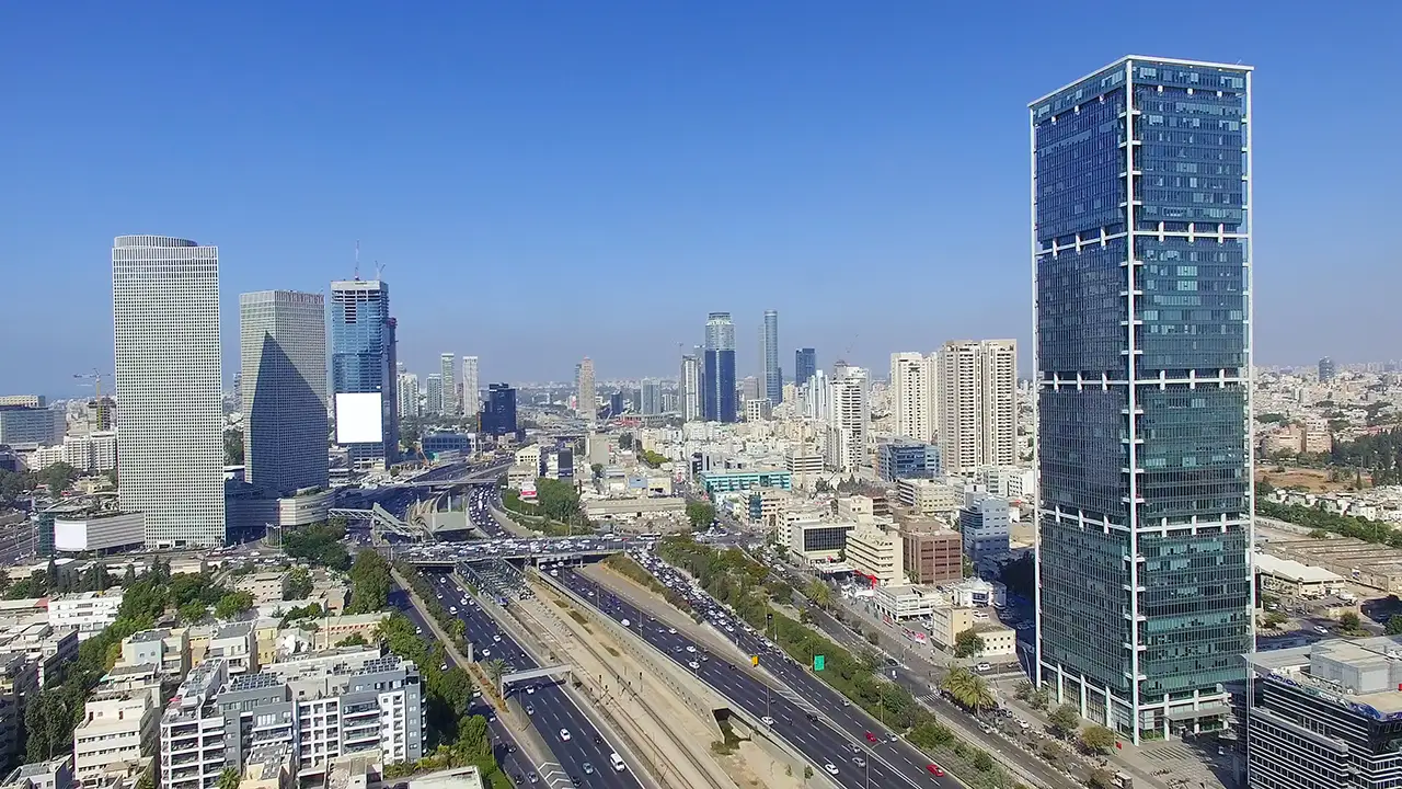 Στο Ισραήλ για την τριμερή Ελλάδας-Κύπρου-Ισραήλ ο Μητσοτάκης