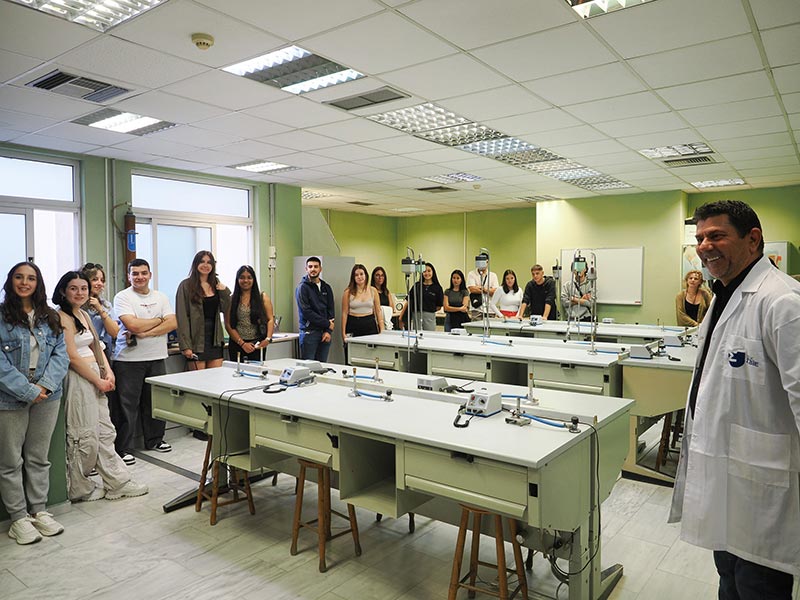 Welcome Day στη ΣΒΙΕ: μια λαμπερή εκδήλωση για τους νέους σπουδαστές!