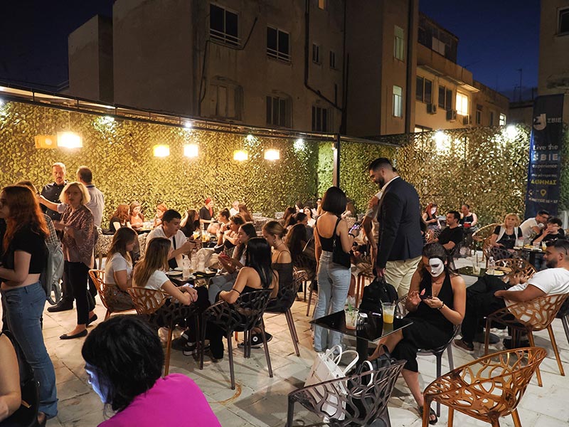 Welcome Day στη ΣΒΙΕ: μια λαμπερή εκδήλωση για τους νέους σπουδαστές!