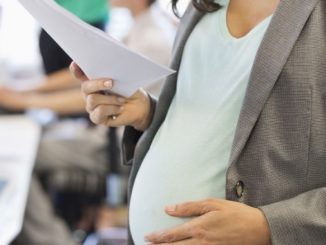 επιχειρήσεις μπορούν να απολύουν εγκύους